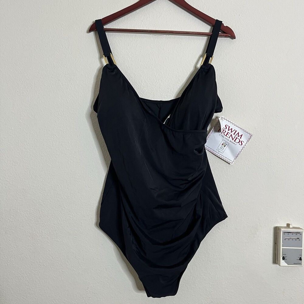 It Figures Wrap Ruched Side Built in Bra One Piece Black Swimsuit SZ 24 W